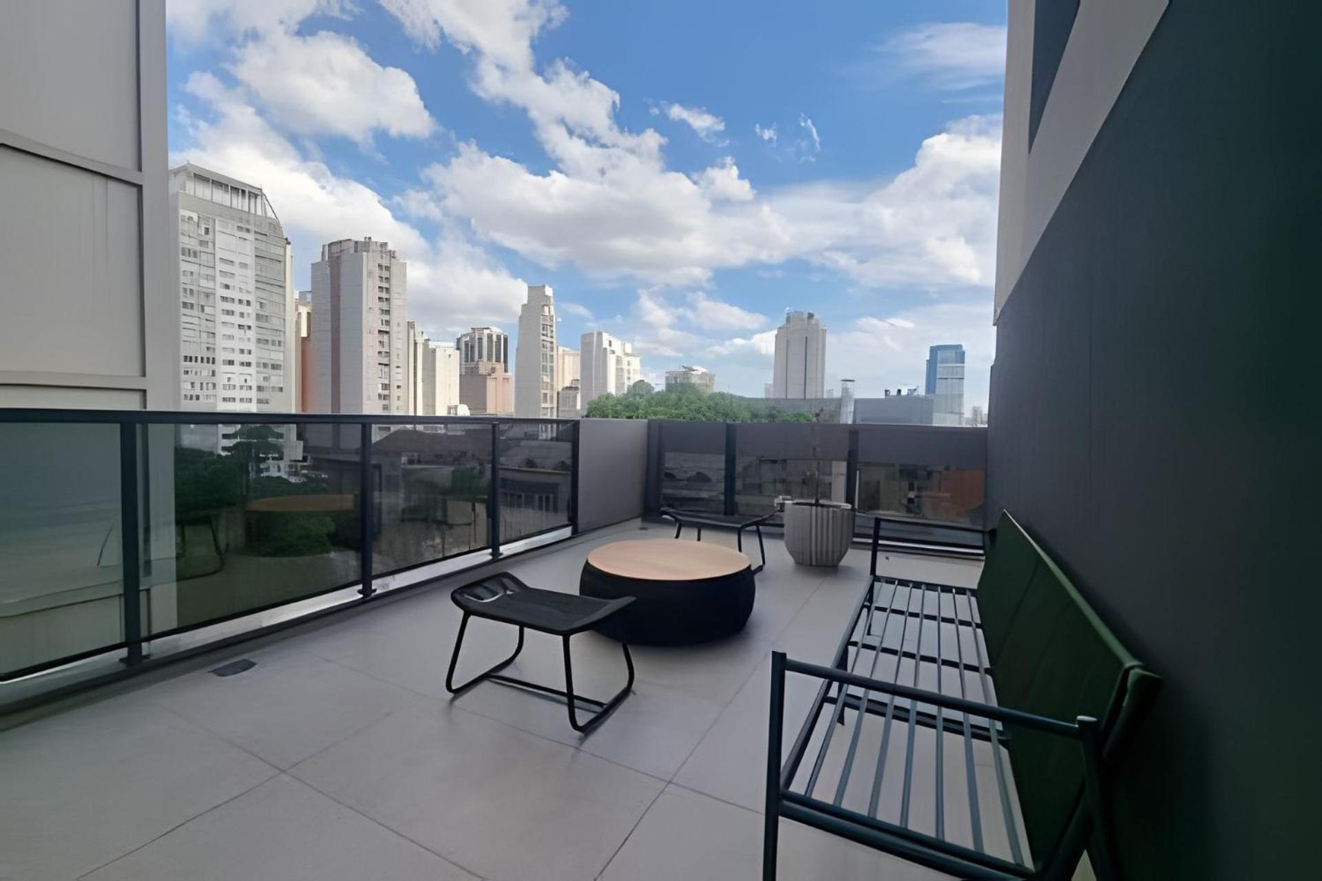 No Jardim Paulista Al. Lorena Apartamento